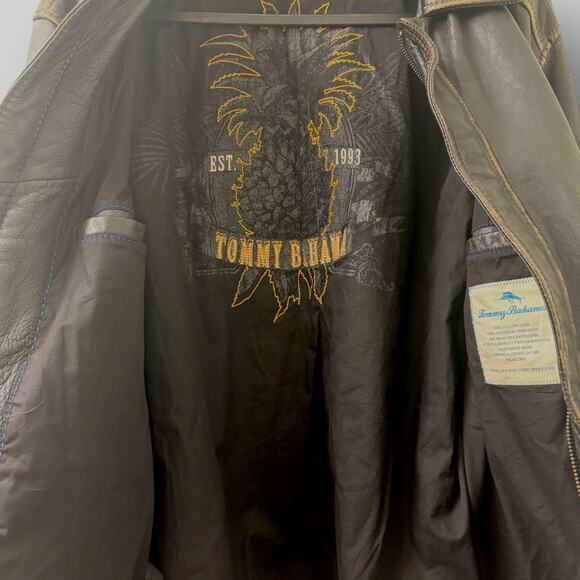 Tommy Bahama Distressed Leather Jacket Men's Medium Pineapple Embroidery Lining - Picture 3 of 8